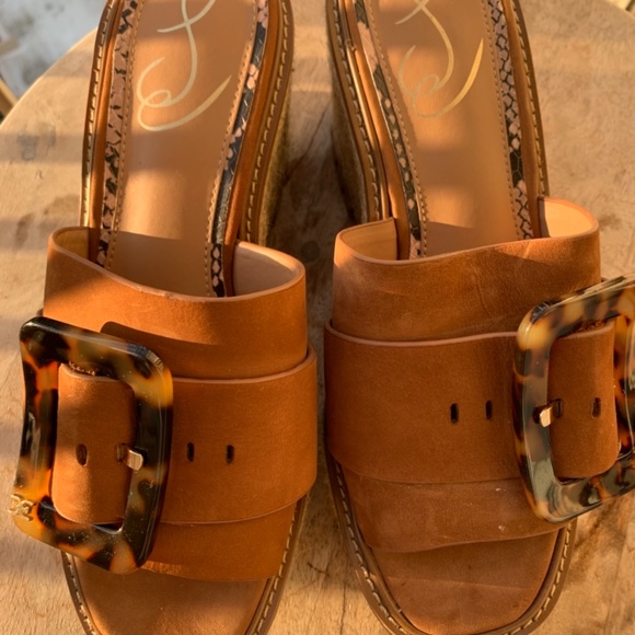 Comfortable wedge high heels - Picture 5 of 5